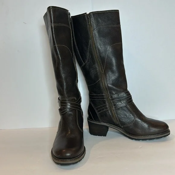 LLBean women’s Deerfield knee high leather dark brown boots. Size 8.5 - Picture 3 of 15
